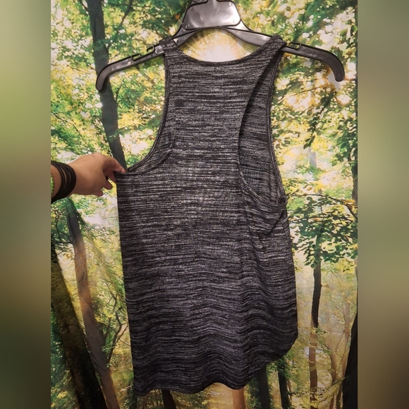 Tv static pattern boho-fit tank - Picture 6 of 6